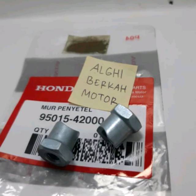 Mur Penyetel Rem Tromol Belakang Honda Vario Beat Genio Original Honda 95015-42000