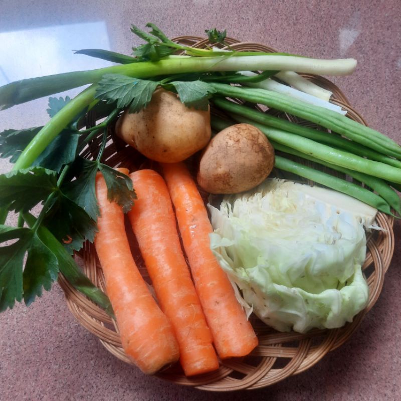 

PAKET SAYUR SOP sayur ASEM BAKWAN CAPCAY LODEH tempe mendoan bumbu dapur sambel nyambel empon empon