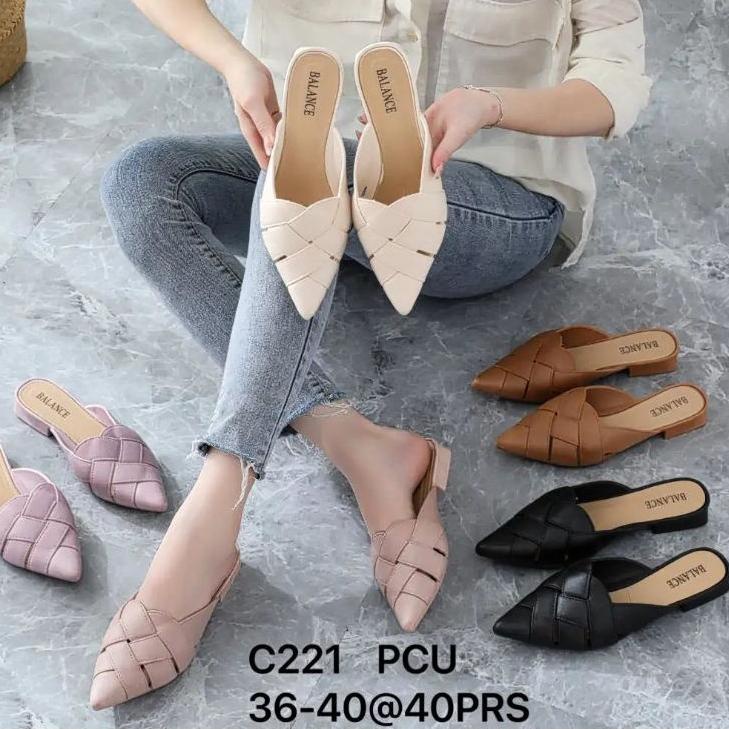 Keluaran Terbaru.. Sepatu Sandal Bustong Jelly Shoes Lancip Wanita Anyam C221