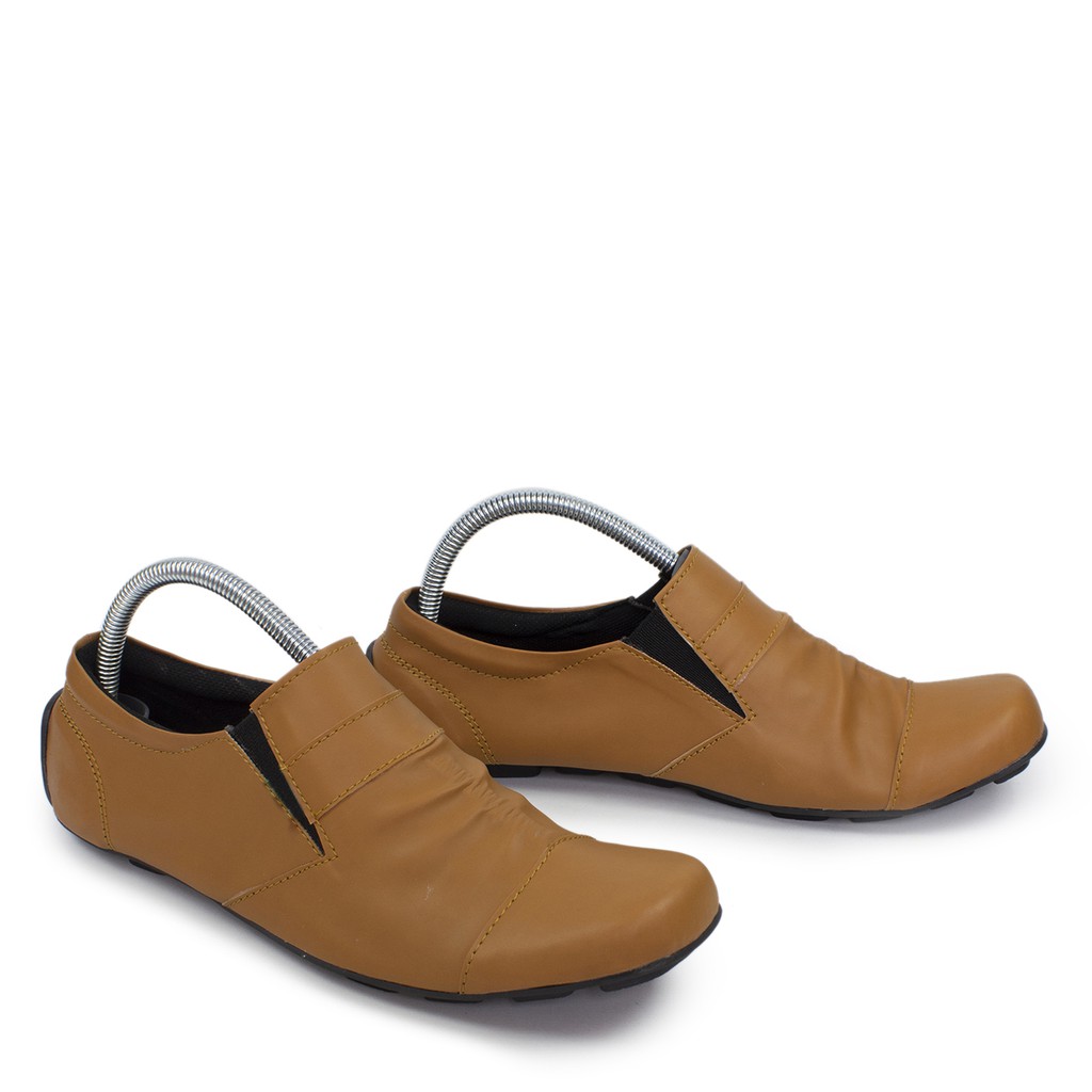 SALE!! Sepatu Pria Kickers Wrinkle TAN Moccasin Slop Casual Santai Kerja Laki Keren Selop Terlaris