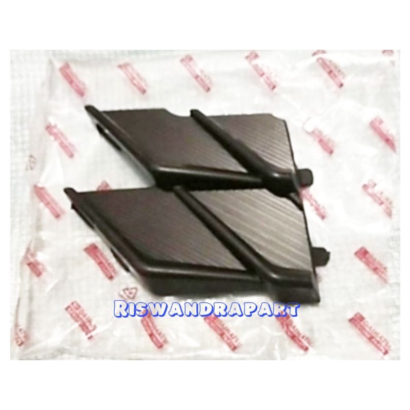 TUTUP TOWING DEPAN XENIA 2022