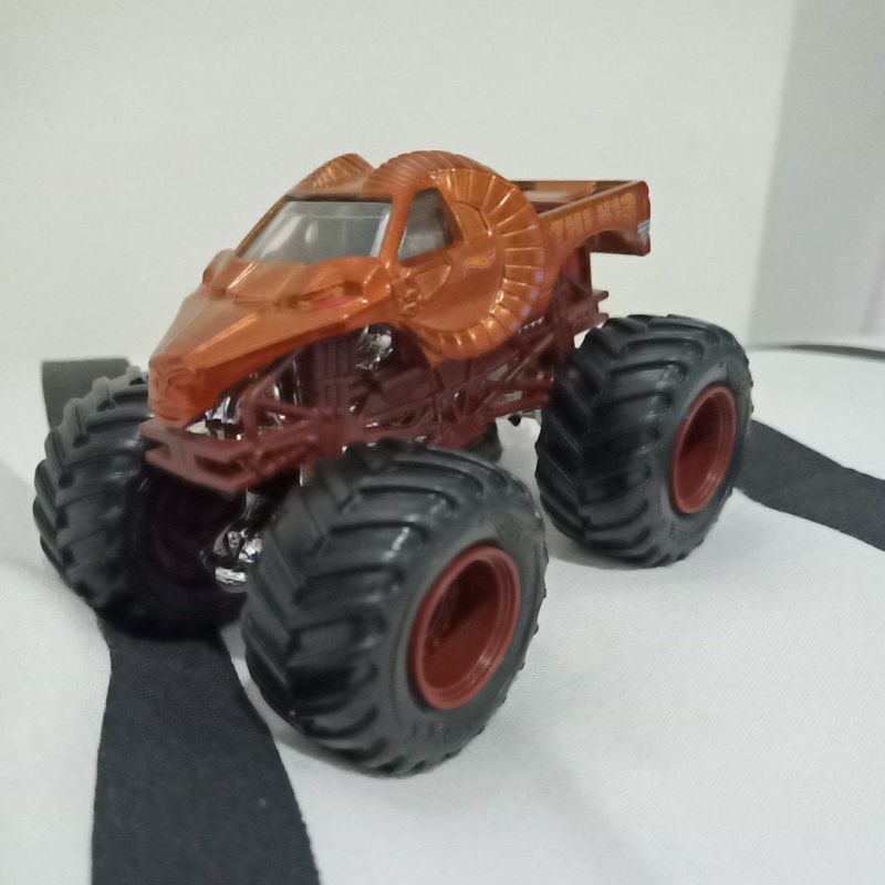 Zhi X13 Monster Jam Hotwheels Loose