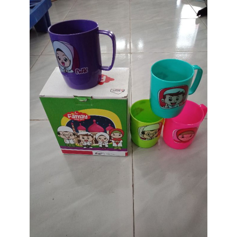 Gelas-Family 4 Pcs Grosir Mug Family Set Gelas Biggy Set Cangkir My Family Gelas Couple Family