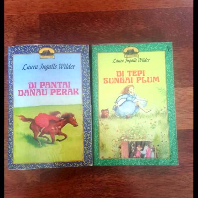 Paket 2 buku Laura Ingalls Wilder (Langka) - Little Praire House