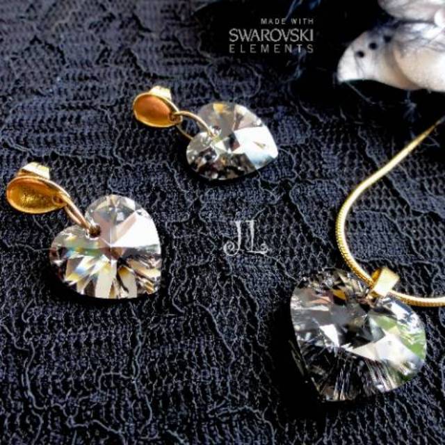 Kalung/Liontin & anting kristal Swarovski Set ERS-PDT 101 Heart 
Rose Gold