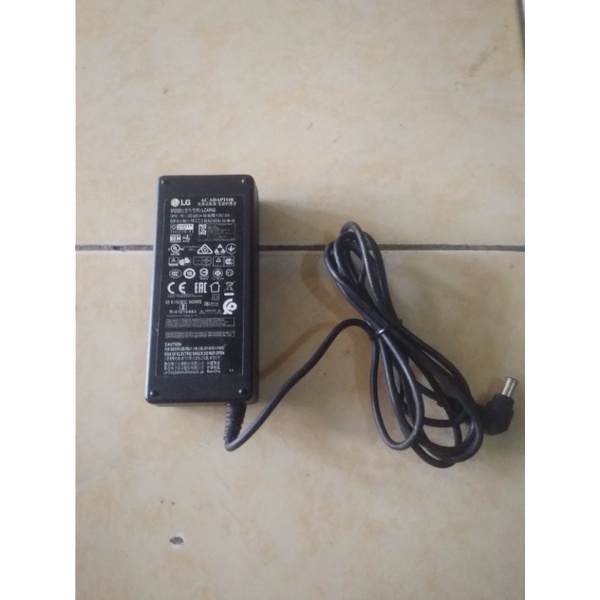 AC ADAPTOR TV LG