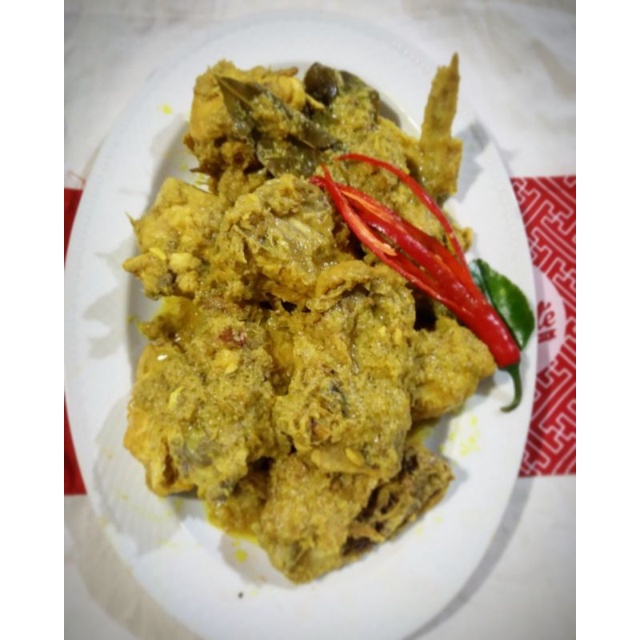 

ayam ungkep bumbu kuning/lengkuas 8 potong