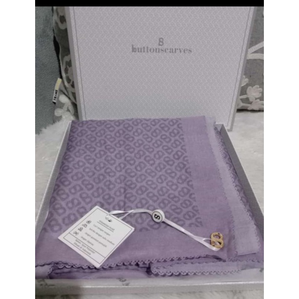Preloved Buttonscarves The Tapis Violet