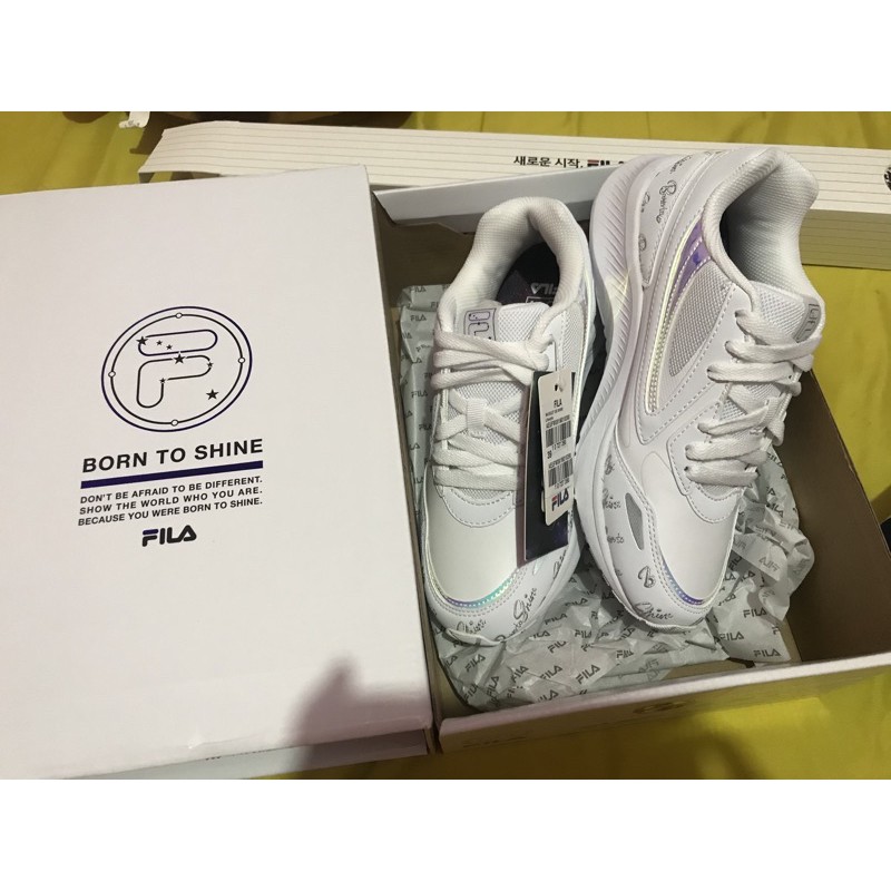 Sepatu Fila BTS