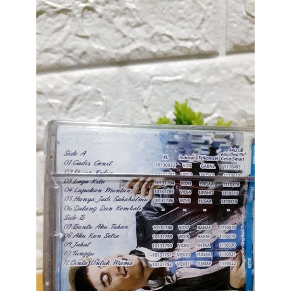 Kaset VIDI ALDIANO - ALBUM YANG KEDUA