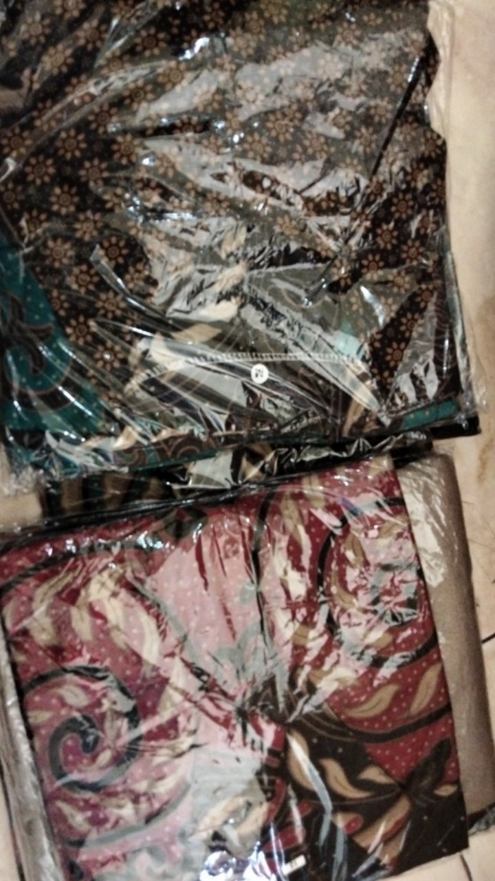 Wou Batik Couple Busui Sibulan Family Model Gamis Adipati Keluarga Anak Cewek Dan Cowok - Kg053