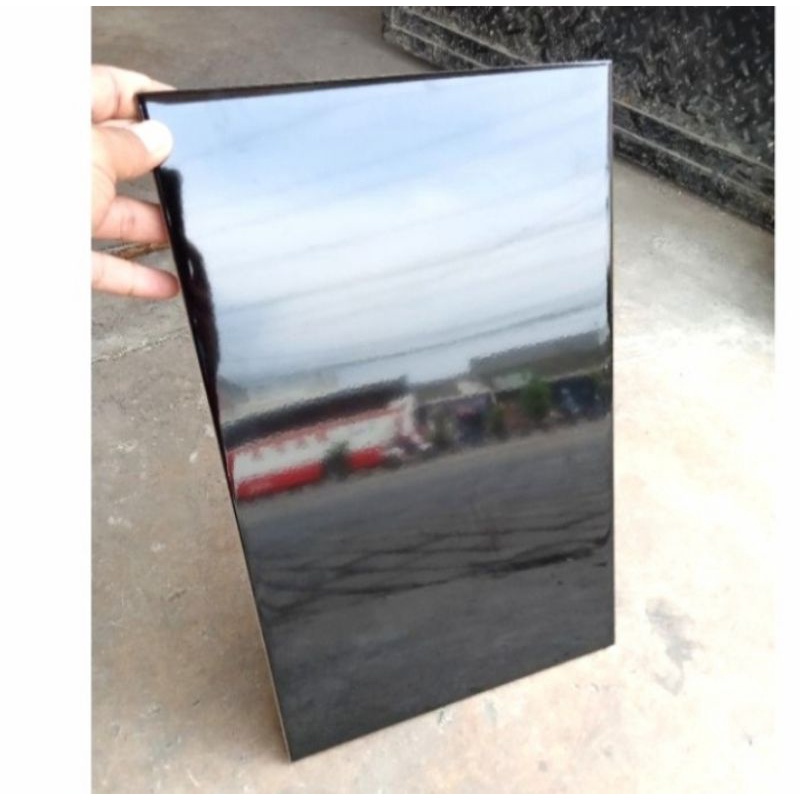 KERAMIK DINDING HITAM POLOS BLACK FLAT 25X40 KW1
