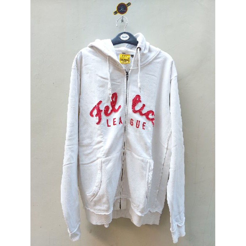 FELTICS JAKET PUTIH SECOND (BEKAS)