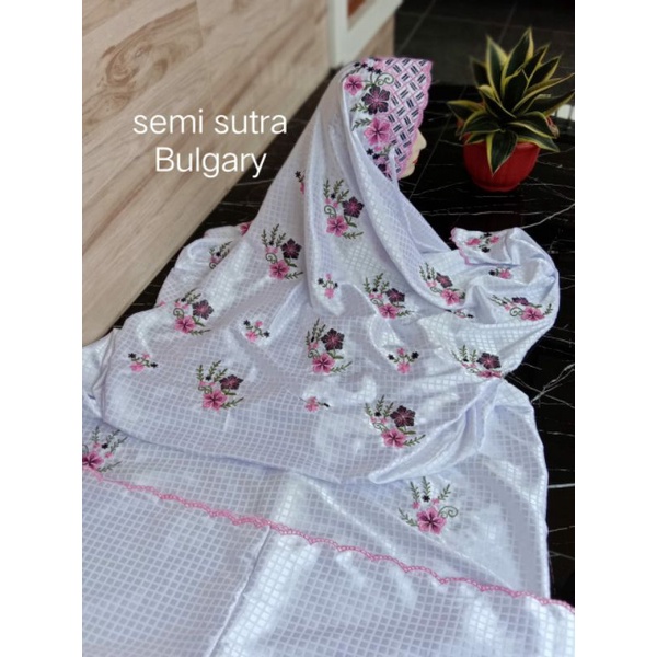 MUKENA SEMI SUTRA • MUKENA LAJUR BORDIR • MUKENA TERUSAN DEWASA