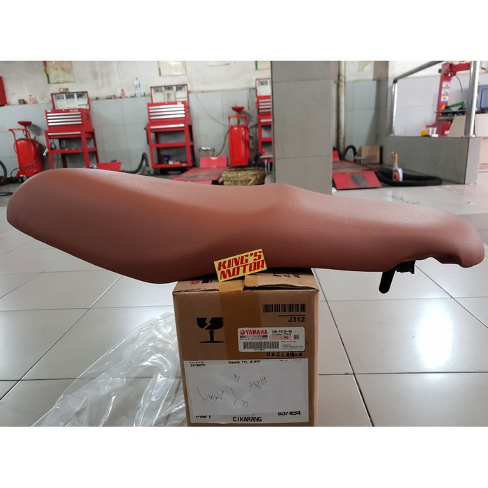 JOK, TEMPAT DUDUK FINO KARBU COKLAT asli yamaha
