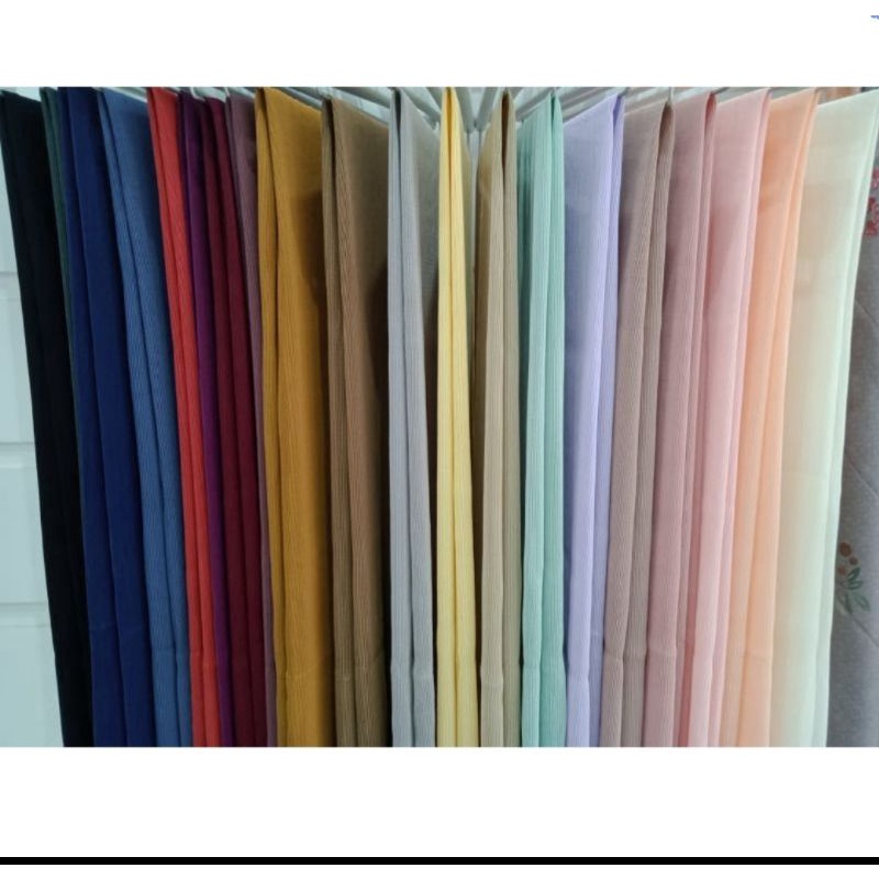 buttonscraves pleated shawl