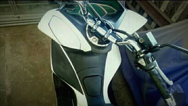 Pelindung body PCX 150 Lokal / pelindung sayap pcx160 (alas kaki anak anak)