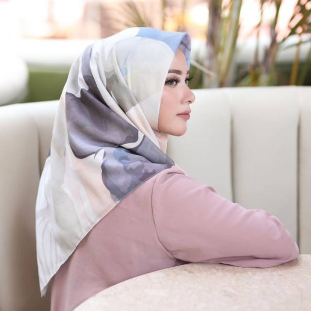 EFS56 printed voal hijab by EFS store