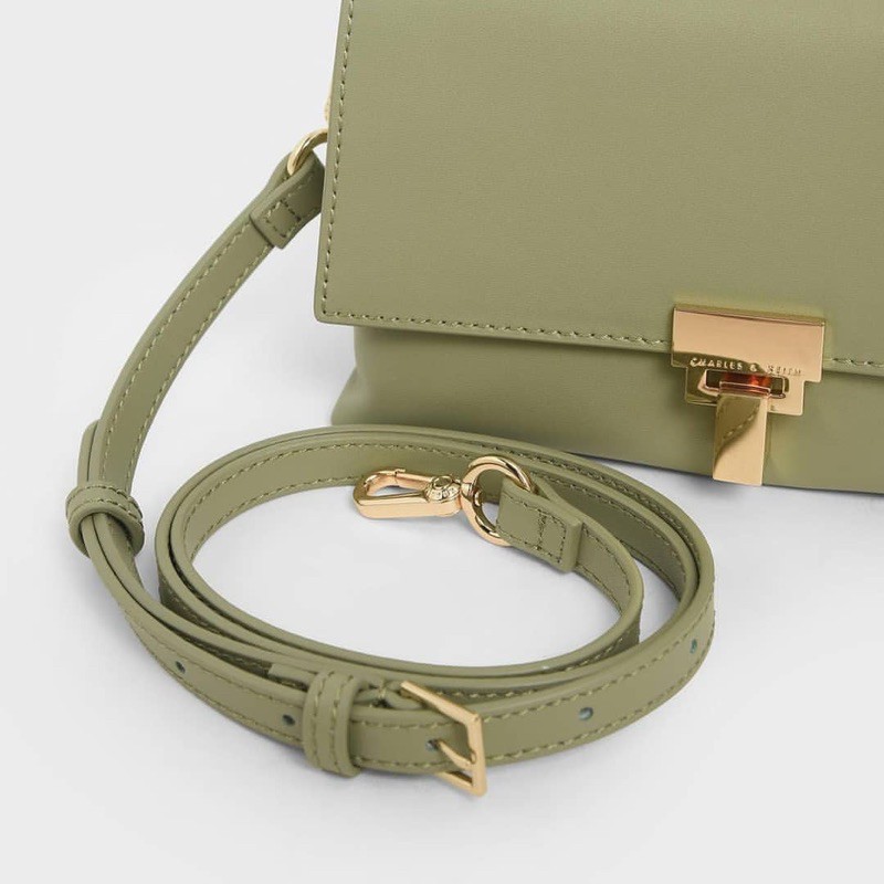 Leather Chain Strap Shoulder Bag