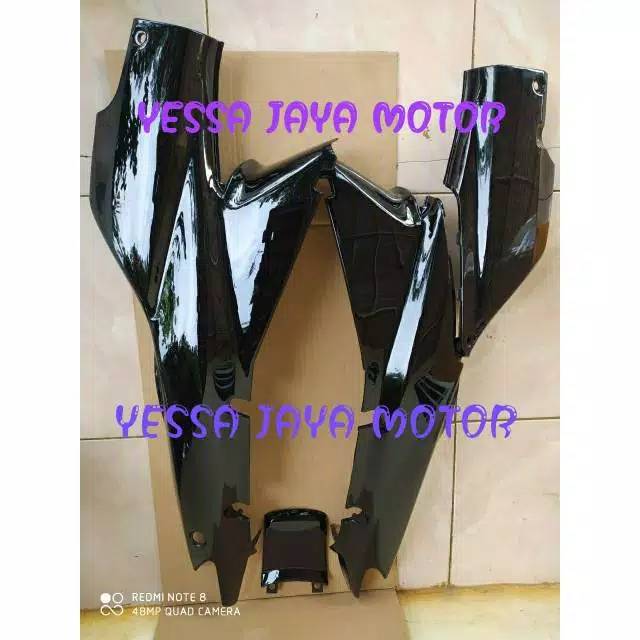 Body kanan kiri supra x/fit lama hitam polos