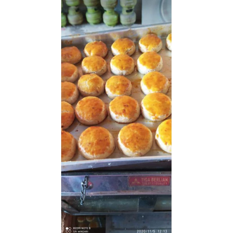 

kue kacang gurihh
