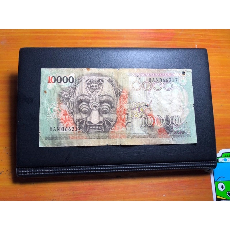 Uang Kuno 10000 Rupiah Barong Seri BAN 0363