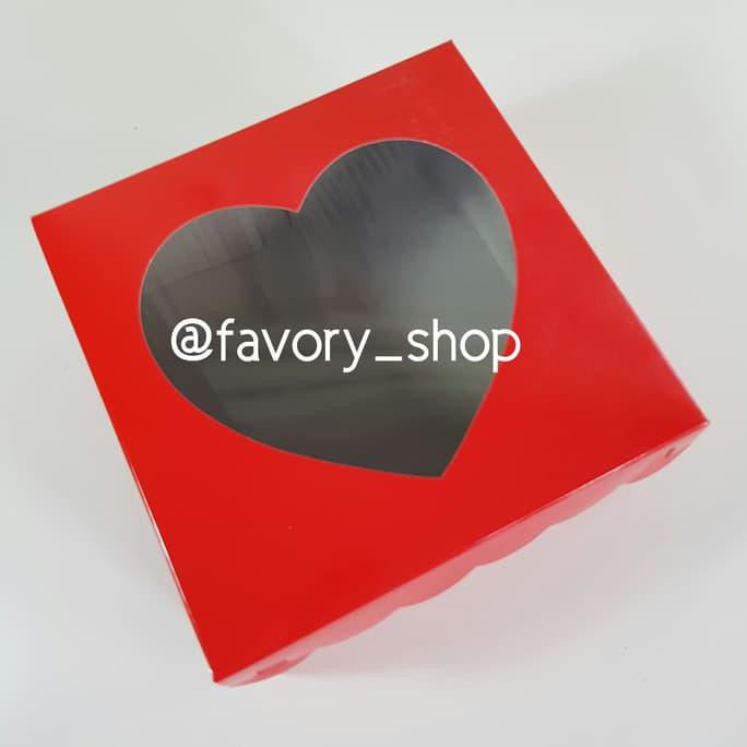

Dus 20X20 Merah Love / Kemasan Kue _