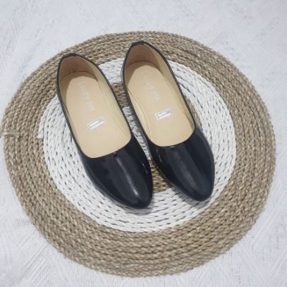 sepatu flatshoes