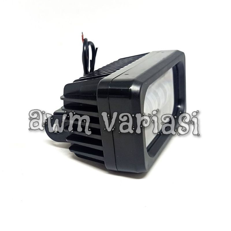 Lampu tembak 4 mata/ lampu motor / lampu led / lampu sorot/ lampu depan motor