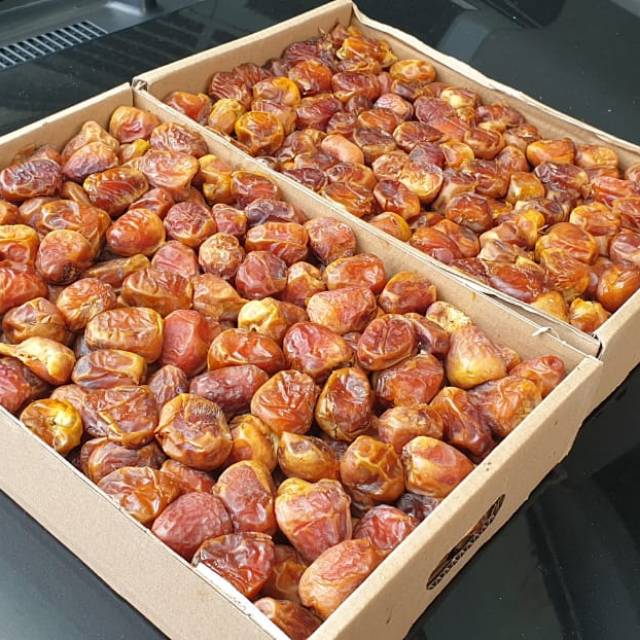 

di jual kurma sukkari per3kg