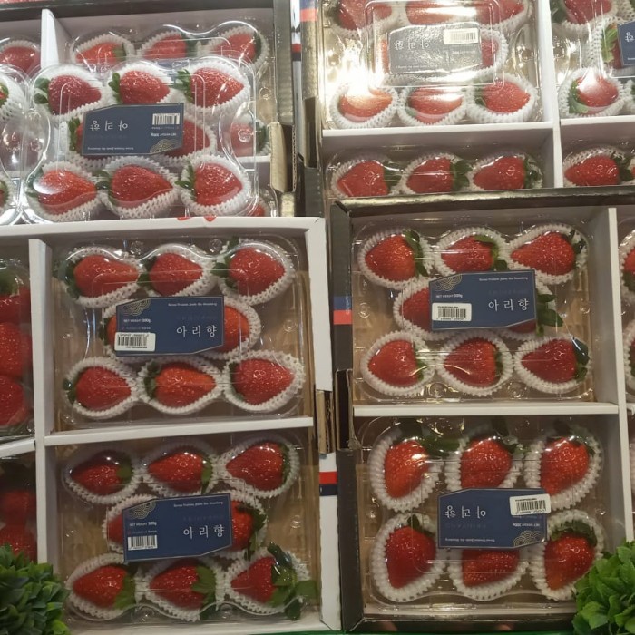 

starwberry korea premium jumbo 250 gr