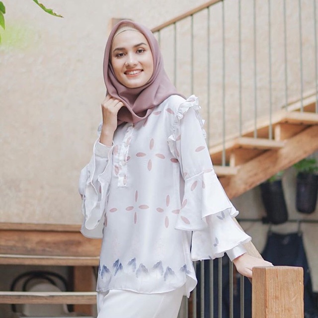 PL selena blouse Wearing Klamby