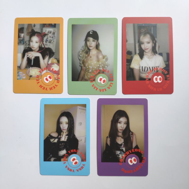 [READY] ITZY Hello82 Crazy In Love US PC Photocard Benefit Yeji Ryujin Lia Chaeryeong Yuna