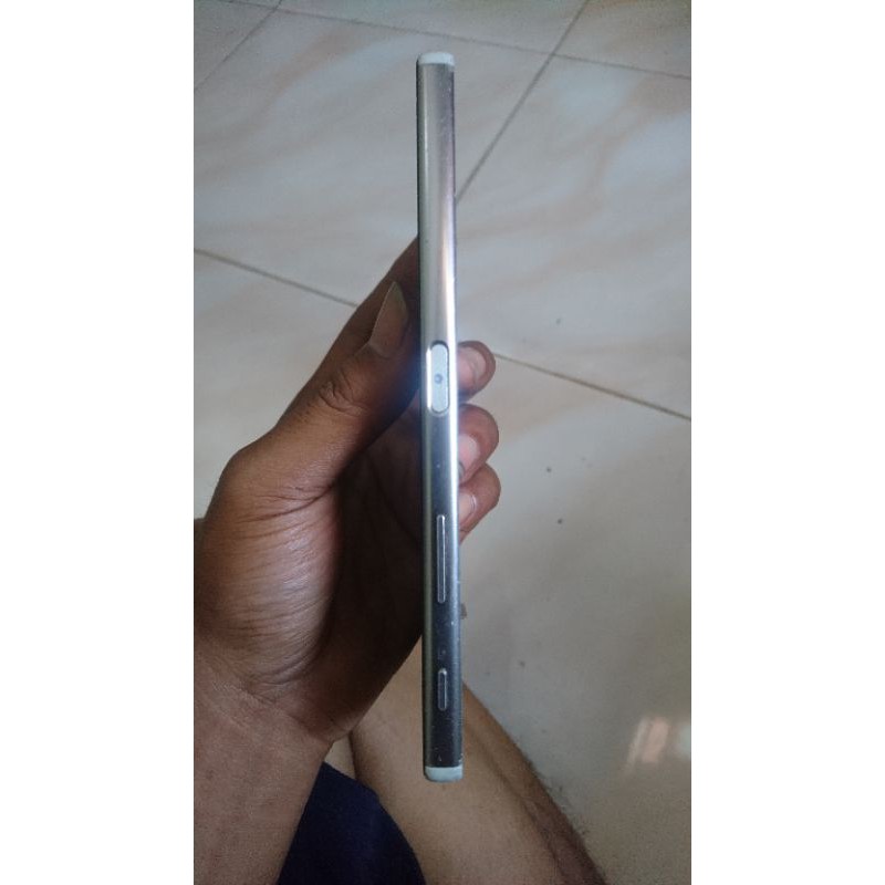 Frame/tulangan Sony Z5 premium dual ori