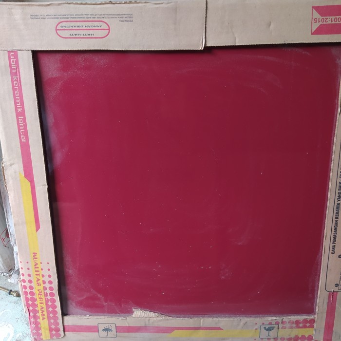 Keramik Merah Maron / Maroon 40x40