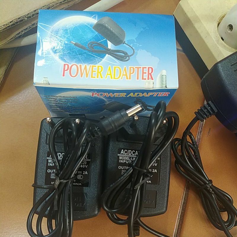 adaptor 12v 2a dengan lampu indikator