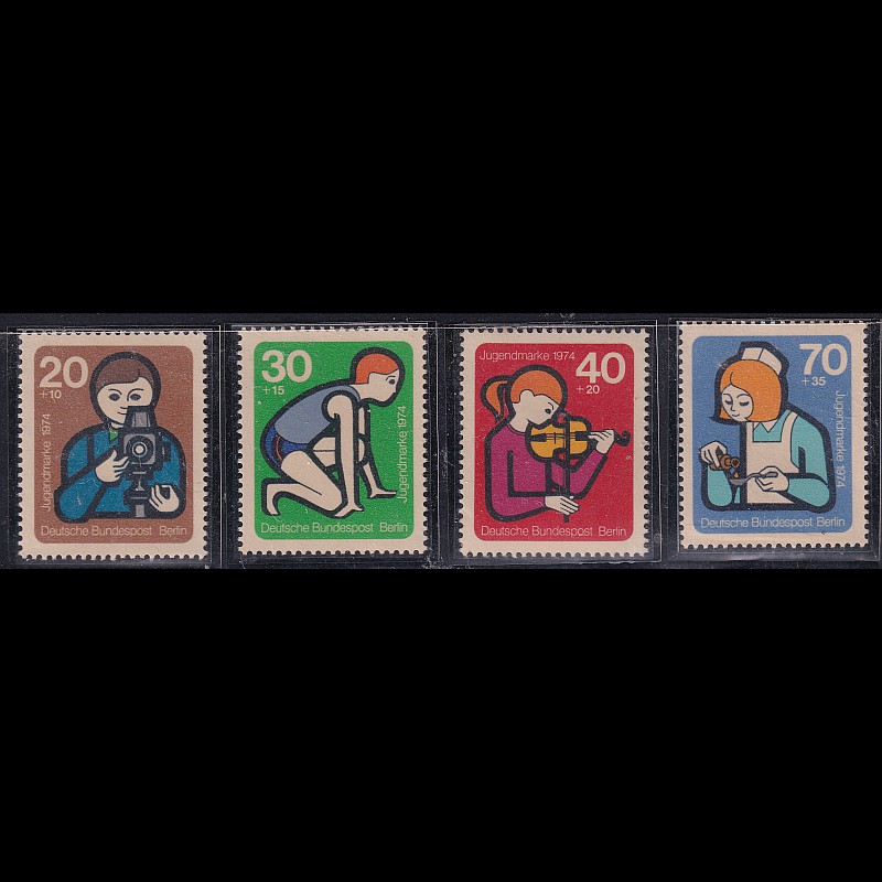 

Prangko Berlin 1974 - Youth Welfare