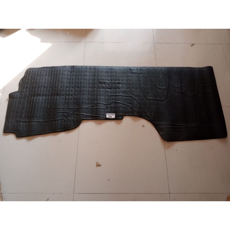 Karpet Lantai PS CANTER HDX 136 Depan