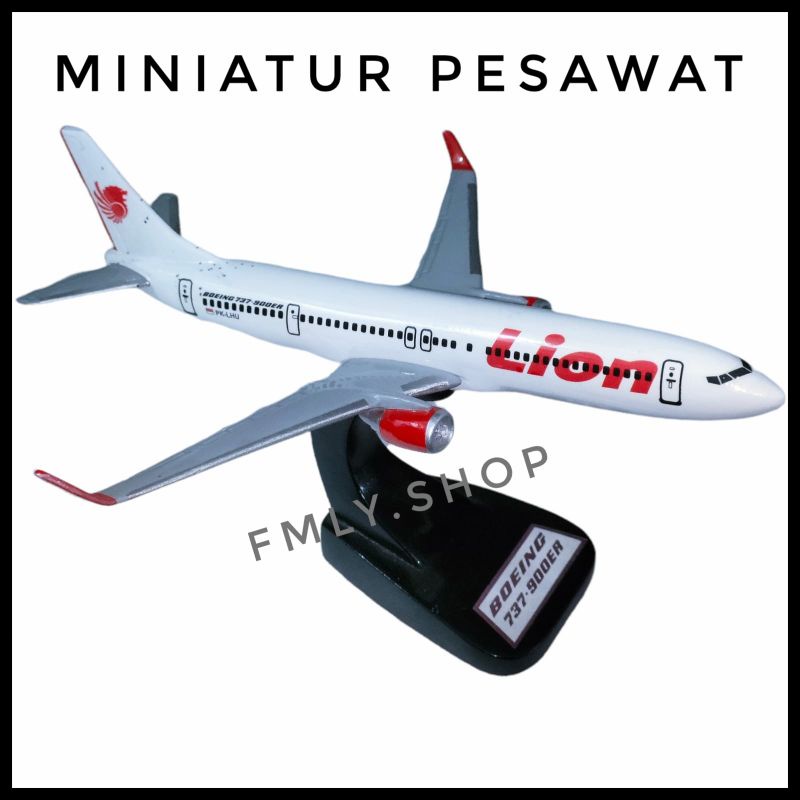 Miniatur Pesawat Lion Air Boeing 737 - 900 ER