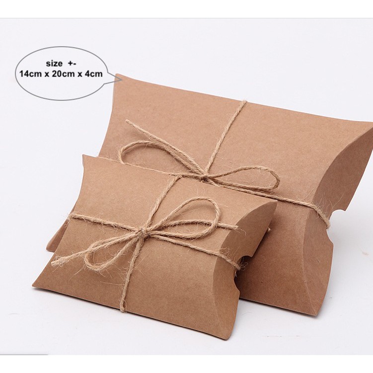 

KOTAK BANTAL KOTAK KADO KOTAK HADIAH MERAH COKLAT HITAM KOTAK SOUVENIR SERBAGUNA