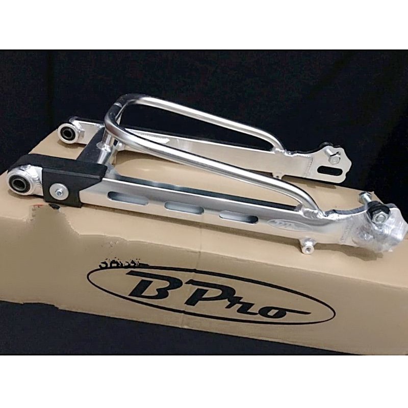 SWING ARM LENGAN AYUN BPRO RX KING RXK KOTAK BOLONG + STABILIZER GOLD SILVER ORIGINAL              not aitech aitek aitec rossi drake drag daily hard use kotak bolong non stabilizer stabilizher stabiliser stabilisher rd racing ride it qtt kawahara kr2 dkt-SILVER
