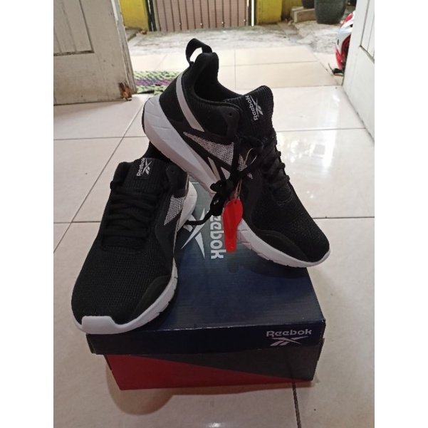 NEW REEBOK TYPE FLEXAGON FORCE 3.0