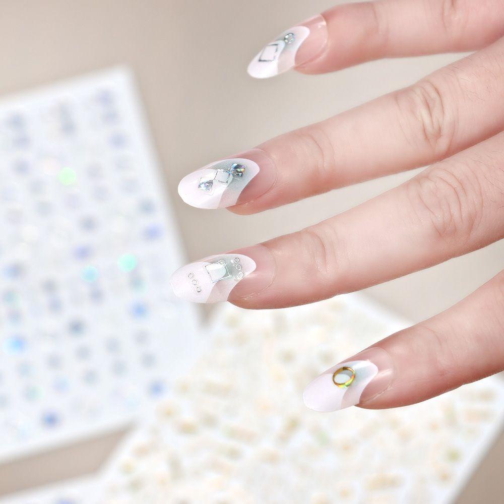 Solighter Stiker Kuku 3D Kecantikan Nail Art Dekorasi Fashion Manicure