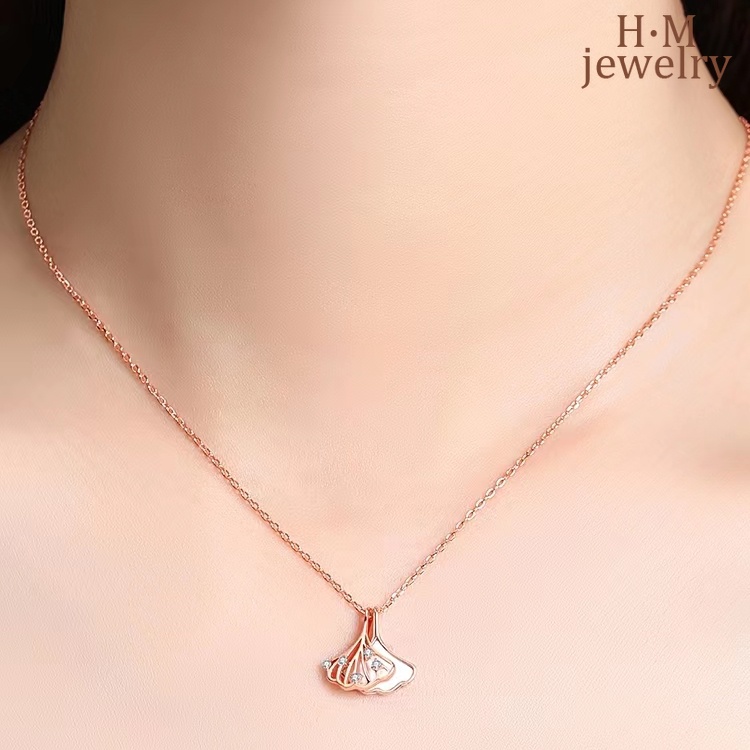 Kalung Rantai Dengan Liontin Kerang Ginkgo Ganda Warna Putih Untuk Wanita / Hadiah Valentine 2022