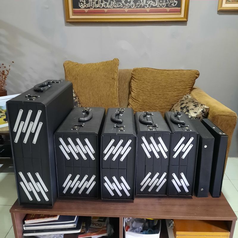 koper /tas untuk menyimpan kacamata