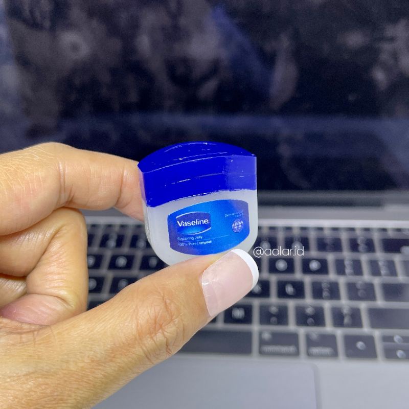 MINIATUR MAGNET TEMPELAN KULKAS PRODUK VASELINE