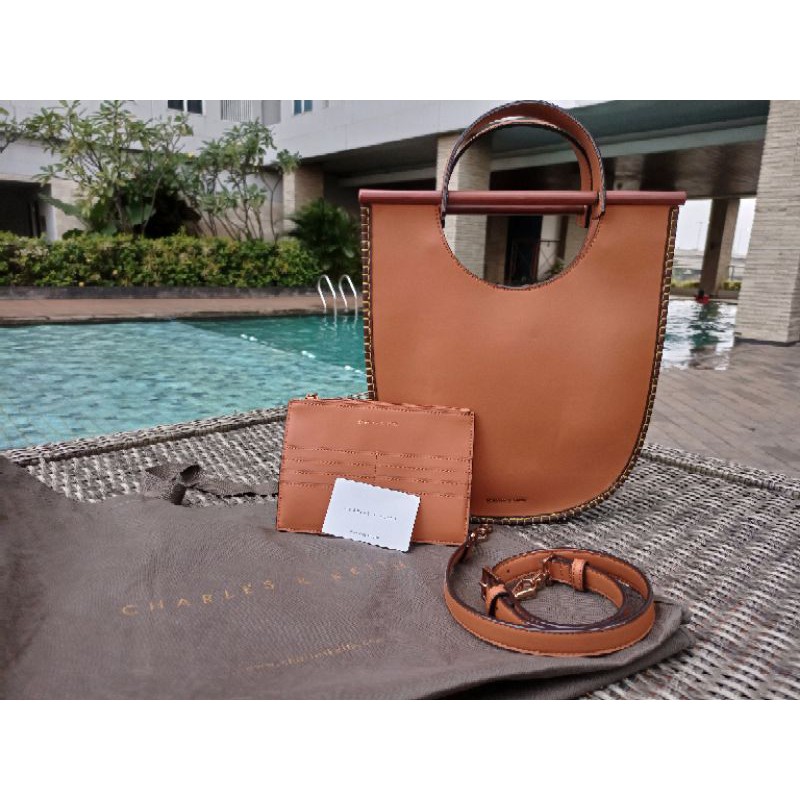 TAS BRANDED CHARLES & KEITH PRELOVE ORIGINAL 100%