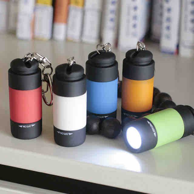 Mini torch senter cas mini USB gantungan kunci senter led cas mini senter kecil terang AE15