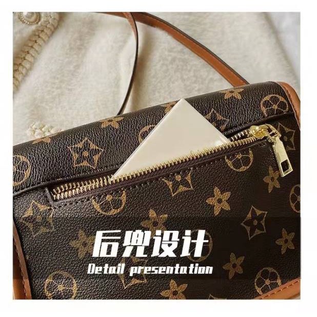 175042 Tas Selempang Wanita Import (1 KG MUAT 2)