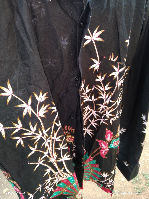 Ruzza Batik Couple Motif Kipas Seragam Keluarga Modern Hitam Merah